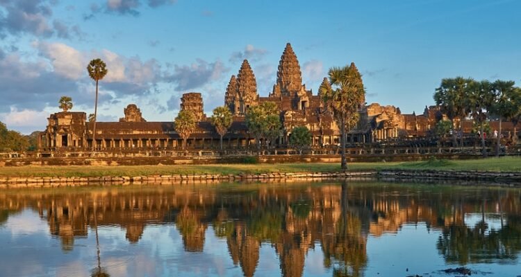 Angkor Wat, Kuil Budha Terluas di Kamboja, Sobatnya Traveler