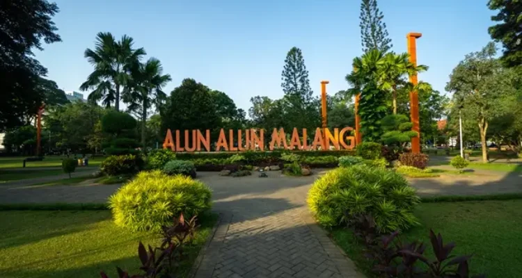 Daya Tarik Alun-Alun Kota Malang