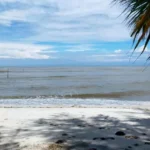 Aktivitas Menarik Pantai Cemara Kembar