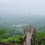 Shutterstock Daya Tarik Rumah Hobbit Songgo Langit