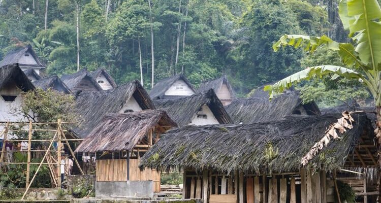 Kampung Naga Tasikmalaya, Mengenal Budaya Hingga Adat Istiadatnya