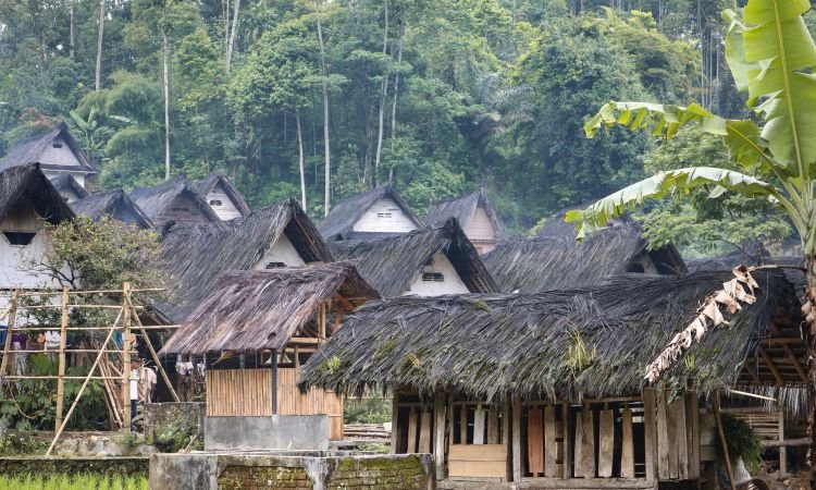 Kampung Naga Tasikmalaya, Mengenal Budaya Hingga Adat Istiadatnya