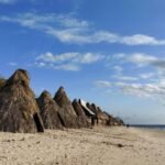 Pantai Tablolong, Pantai Indah dengan View Sunset Mempesona di Kupang